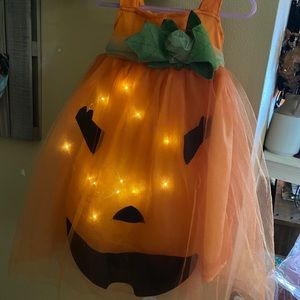 Pottery barn pumpkin light up costume 3T